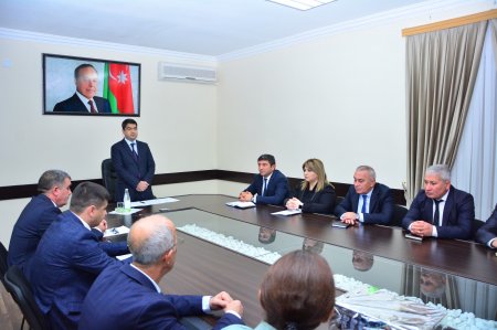 Ağstafada “Heydər Əliyev – Tarixi şəxsiyyət və tarix yaradan şəxsiyyət” mövzusunda dəyirmi masa keçirilib