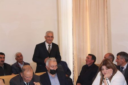 06.01.2024-cü il tarixində Göygöl rayon Heydər Əliyev Mərkəzində Şəhid atası, tanınmış şair, puplisist, Azərbaycan Yazıçılar Birliyinin üzvü, Əməkdar müəllim Mirsəyyaf Zamanlının “Dərdin adamı” adlı növbəti şeirlər kitabının təqdimatı keçirilib.