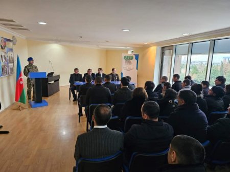 Hərbi xidmətə yola salınan Kəlbəcər rayon gəncləri ilə görüş keçirilib. 