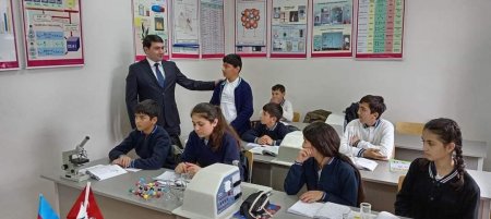 Şərqi Zəngəzur Regional Təhsil İdarəsinin müdiri Fuad Bədəlov Cəbrayıl rayonu N. Aslanov adına Cocuq Mərcanlı kənd tam orta məktəbində olub.