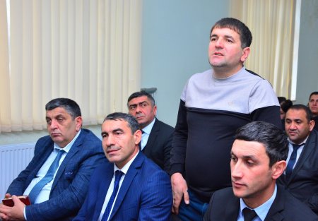 Göycəli kəndində vətəndaşların növbəti səyyar qəbulu keçirilib