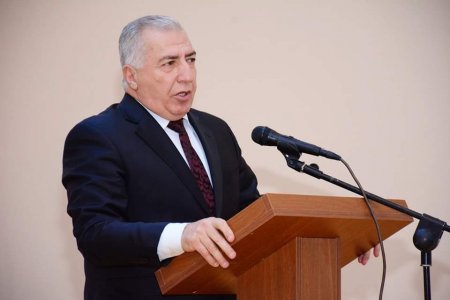 Prezident İlham Əliyevə İctimai Dəstək :Yeni Azərbaycan Partiyası tərəfindən namizədliyi irəli sürülmüş İlham Heydər oğlu Əliyevin seçkiqabağı təşviqat kampaniyası keçirilmişdir