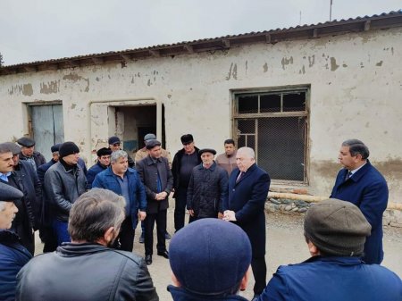 Prezident İlham Əliyevə İctimai Dəstək səhifəsi :Tərtər rayon Bəyimsarov kəndidə seçicilərlə görüş keçirilib.