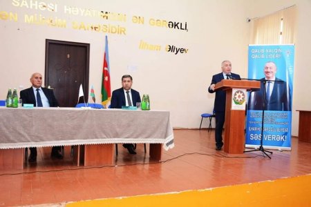 Prezident İlham Əliyevə İctimai Dəstək səhifəsi :Goranboy rayon Məcburi köçkün şəhərciyində seçicilərlə görüş keçirilib.