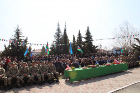 Laçınlı məcburi köçkünlərin müvəqqəti məskunlaşdığı Ağcabədi rayonunun Taxta körpü qəsəbəsində “Novruz” bayramı münasibəti ilə ümumrayon şənliyi keçirilmişdir.