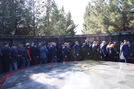 Laçınlılar 31 Mart Soyqırımı qurbanlarının xatirəsini ehtiramla yad etmişlər