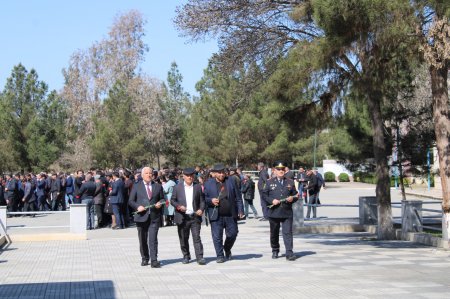 Laçınlılar 31 Mart Soyqırımı qurbanlarının xatirəsini ehtiramla yad etmişlər