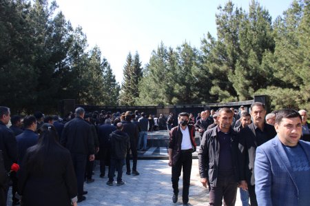 Laçınlılar 31 Mart Soyqırımı qurbanlarının xatirəsini ehtiramla yad etmişlər