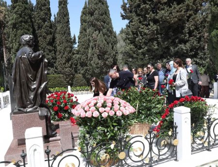 “Dünyaya nur saçan qadın “ adlı tədbir keçirilib. “Dünyaya nur saçan qadın “ adlı tədbir keçirilib.