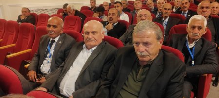 İsa Qəmbər yenidən başqan seçildi. İsa Qəmbər yenidən başqan seçildi.