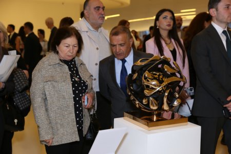 Heydər Əliyev Mərkəzində sərgisi açıldı - FOTO