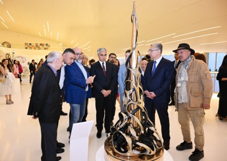 Heydər Əliyev Mərkəzində sərgisi açıldı - FOTO