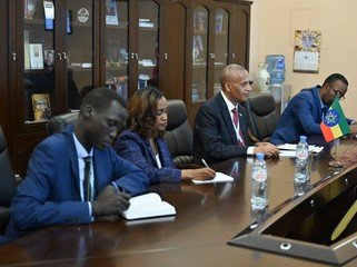 Sahibə Qafarova Belarus və efiopiyalı həmkarları ilə görüşdü - FOTO