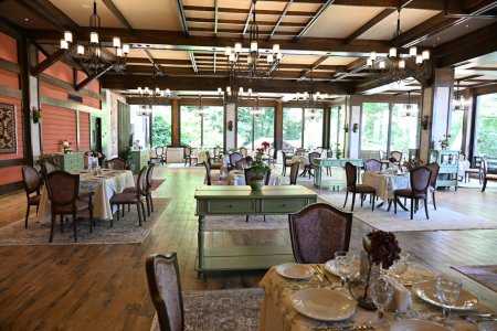 İlham Əliyev “İsa bulağı”nda - FOTOLAR