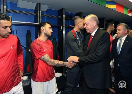 Ərdoğandan millinin futbolçularına TƏSƏLLİ