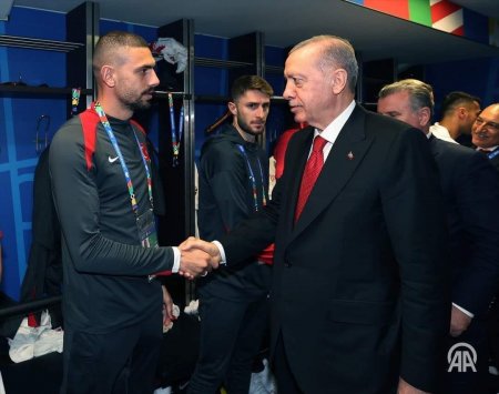 Ərdoğandan millinin futbolçularına TƏSƏLLİ