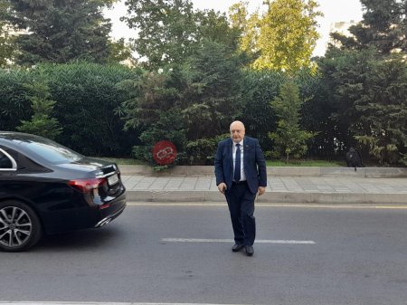 Siyasi gözlər YAP-da: Namizədlər bu gün açıqlanacaq - FOTO