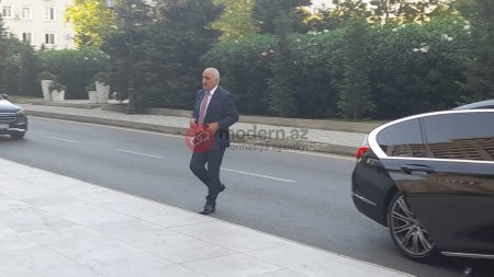 Siyasi gözlər YAP-da: Namizədlər bu gün açıqlanacaq - FOTO