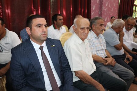 65 saylı Salyan-Biləsuvar-Neftçala seçki dairəsi üzrə deputatlığa namizəd Günay Ağamalı Salyan rayonunun Şorsulu kəndində seçicilərlə görüşdü