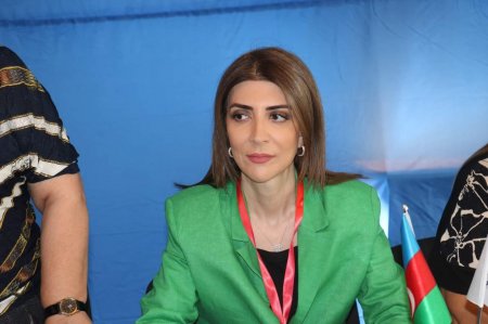 Deputatlığa namizəd Günay Ağamalı Salyan rayonunun Kür Qaraqaşlı kəndində seçicilərlə  görüşdü