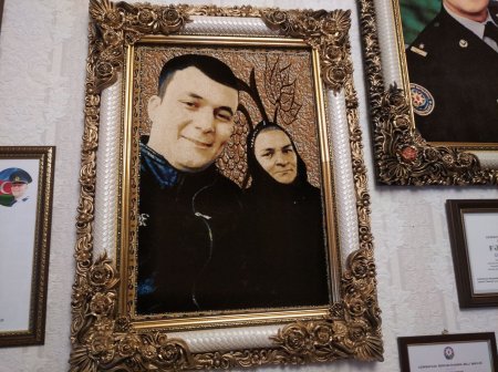 "Oğlanlarımızı itirsək də, bu, şərəfli itkidir" - Xudayarın anası  DANIŞDI