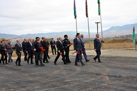 Şəhidlərin xatirəsi Xocalıda anılıb - FOTO
