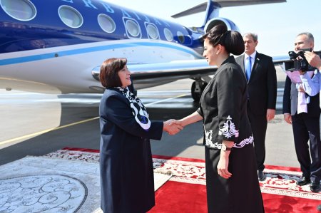 Sahibə Qafarova Tacikistana gedib