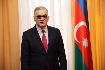 Prezident baş konsulu geri ÇAĞIRDI