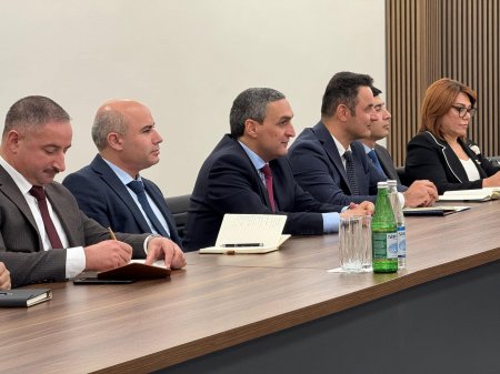 Azərbaycan Texnologiya Universitetinin rektoru vəzifələrini icra edən , hörmətli Yaşar Ömərovun rəhbərlik etdiyi nümayəndə heyəti Qarabağ Universitetini ziyarət etdi.