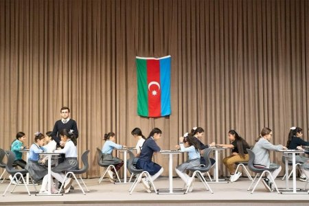 Bu gün Mehdi Mehdizadə adına Cəbrayıl şəhər tam orta məktəbdə ilk dəfə "Zəfər Günü"nə həsr olunan müxtəlif idman növləri üzrə yarışlara start verilib.