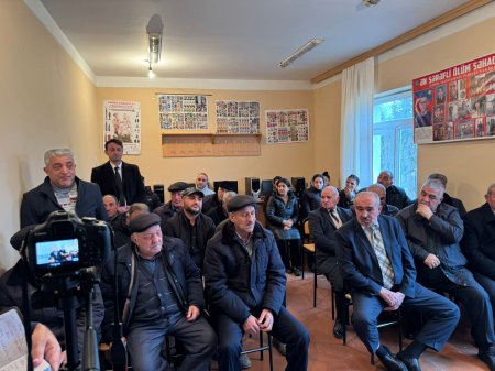 Laçın Rayon İcra Hakimiyyətinin başçısı Aqil Nəzərlinin növbəti görüşü-səyyar qəbulu Qəbələ rayonu ərazisindəki Zarağan-2 məcburi köçkünlər qəsəbəsində keçirildi. 05.02.2025