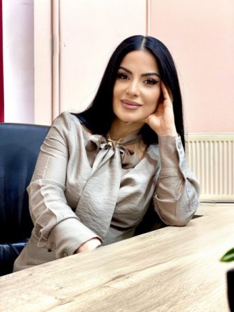İlhamə Bədəlova və “Nə varsa” – Sosial dəyişiklik yaradan unikal layihə