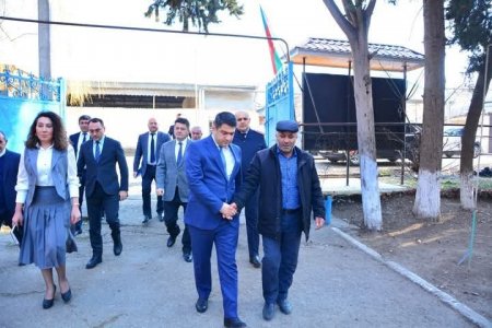 _QAÇAQ-KƏRƏM  KƏND YAŞAYIŞ MASSİVİNDƏ VƏTƏNDAŞLARIN SƏYYAR QƏBULU KEÇİRİLİB. 