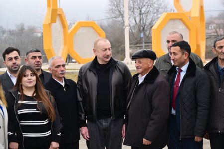 Prezident Ballıca sakinləri ilə bir arada - Səmimi FOTOLAR