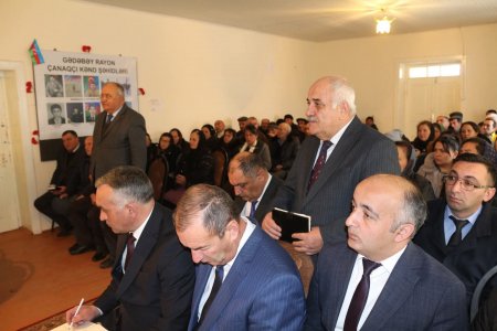 Rayon İcra Hakimiyyətinin başçısı Orxan Mürsəlov rayonun hüquq mühafizə orqanları, idarə, müəssisə və təşkilat rəhbərlərinin iştirakı ilə Çanaqçı kənd sakinləri ilə növbəti səyyar qəbul keçirib.