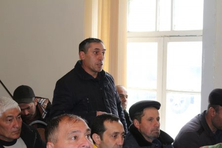 Rayon İcra Hakimiyyətinin başçısı Orxan Mürsəlov rayonun hüquq mühafizə orqanları, idarə, müəssisə və təşkilat rəhbərlərinin iştirakı ilə Çanaqçı kənd sakinləri ilə növbəti səyyar qəbul keçirib.