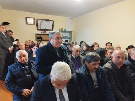 Laçın Rayon İcra Hakimiyyətinin başçısı Aqil Nəzərlinin növbəti görüşü-səyyar qəbulu Bakı şəhəri, Xəzər rayonunun Buzovna qəsəbəsində keçirildi. 20.02.2025