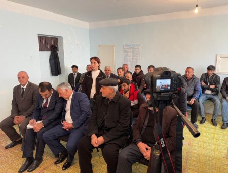 Laçın Rayon İcra Hakimiyyətinin başçısı Aqil Nəzərlinin növbəti görüşü-səyyar qəbulu Sabirabad rayonu ərazisində keçirildi. 14.03.2025