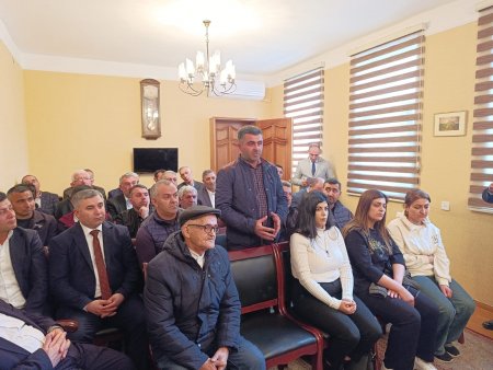 Laçın Rayon İcra Hakimiyyətinin başçısı Aqil Nəzərlinin növbəti görüşü-səyyar qəbulu Bakı şəhərinin Nərimanov rayonunda keçirildi. 19.03.2025