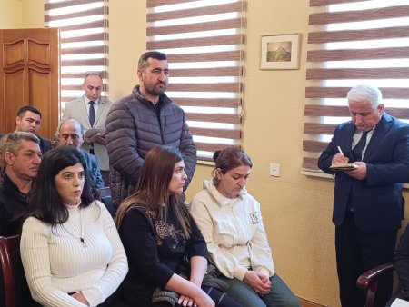 Laçın Rayon İcra Hakimiyyətinin başçısı Aqil Nəzərlinin növbəti görüşü-səyyar qəbulu Bakı şəhərinin Nərimanov rayonunda keçirildi. 19.03.2025