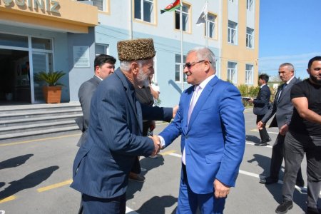 Tərtər Rayon İcra Hakimiyyətinin başçısı Müstəqim Məmmədovun növbəti səyyar-qəbul görüşü Azad Qaraqoyunlu kəndində keçirilib
