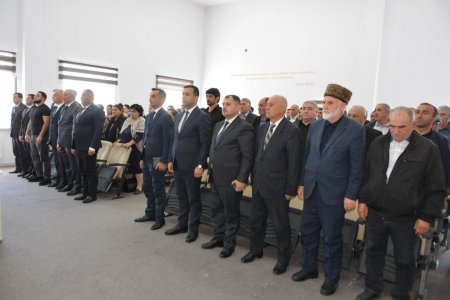 Tərtər Rayon İcra Hakimiyyətinin başçısı Müstəqim Məmmədovun növbəti səyyar-qəbul görüşü Azad Qaraqoyunlu kəndində keçirilib