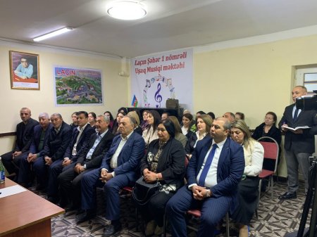 Laçın Rayon İcra Hakimiyyətinin başçısı Aqil Nəzərlinin növbəti görüşü-səyyar qəbulu Bakı şəhərinin Nizami rayonunda keçirildi. 03.04.2025