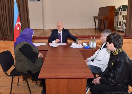 Zakir Fərəcovun səyyar görüşü keçirildi, problemlər yerində dinlənildi