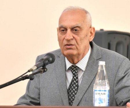 Azərbaycan Milli Kitabxanasında Bakı Beynəlxalq Multikulturalizm Mərkəzinin (BBMM) təşəbbüsü ilə Qurban Səidin Ukrayna dilində nəşr edilmiş “Əli və Nino” kitabının təqdimatı olub.