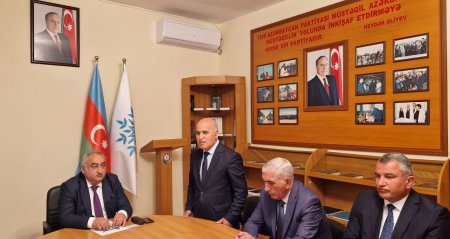 “Bir ömrün imzası” adlı tədbir keçirildi.