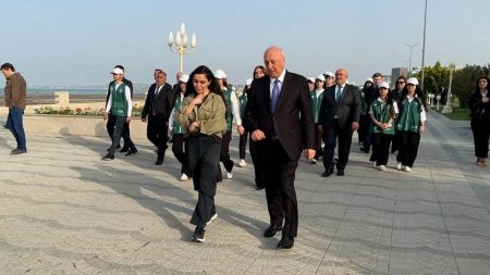 "Sumqayıt Bulvar MMC" -nin fəaliyyətini Mətbat xidməti olaraq yüksək dəyərləndirir və dırnaq arası saytlara xəbərdarlıqın edib