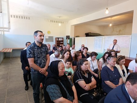 Laçın Rayon İcra Hakimiyyətinin başçısı Aqil Nəzərlinin növbəti görüşü-səyyar qəbulu Bakı şəhərinin Suraxanı rayonu ərazisində keçirildi. 25.06.2025