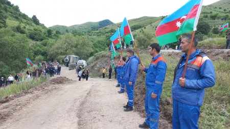 Üç şəhid Kəlbəcərdə dəfn olundu - GÖRÜNTÜLƏR