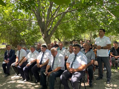 Laçın Rayon İcra Hakimiyyətinin başçısı Aqil Nəzərlinin növbəti görüşü-səyyar qəbulu Bərdə rayonu ərazisində keçirildi. 15.07.2025